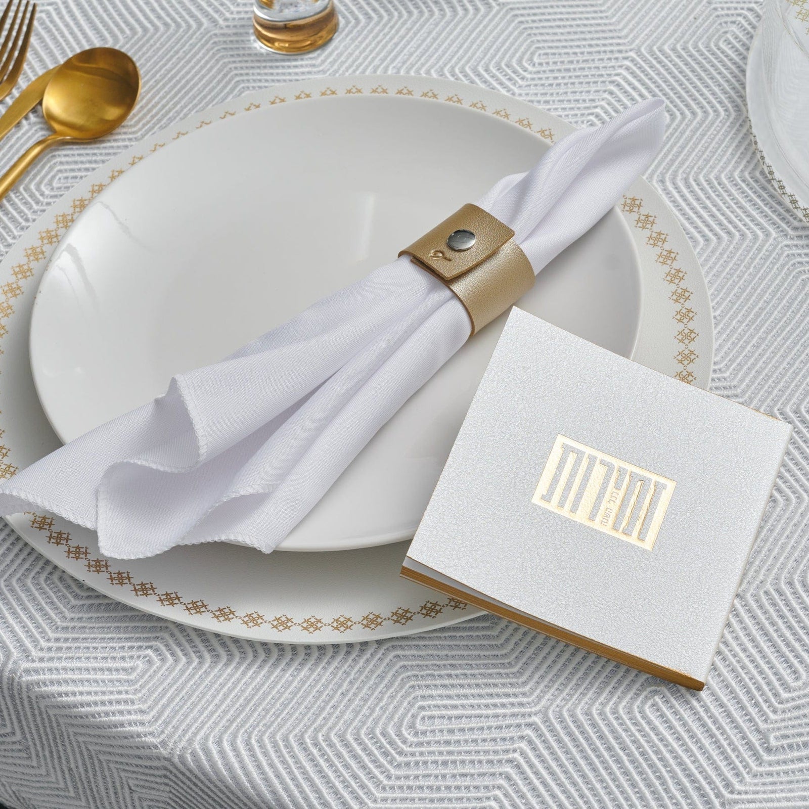 Square Softcover Leather & Lucite Zemiros Bencher Set