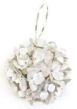 6.5" Metallic flower balls White