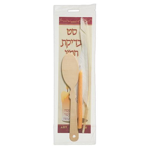 Set For "bedikat Chometz": Wooden Dust Pan, Beeswax Candle And Feather
