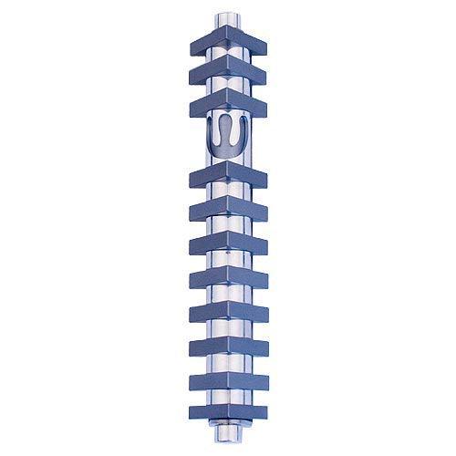 STRIPES TRIANGLE - MEDIUM