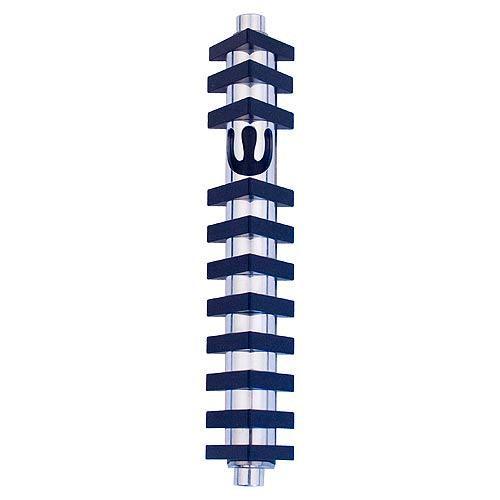 STRIPES TRIANGLE - MEDIUM