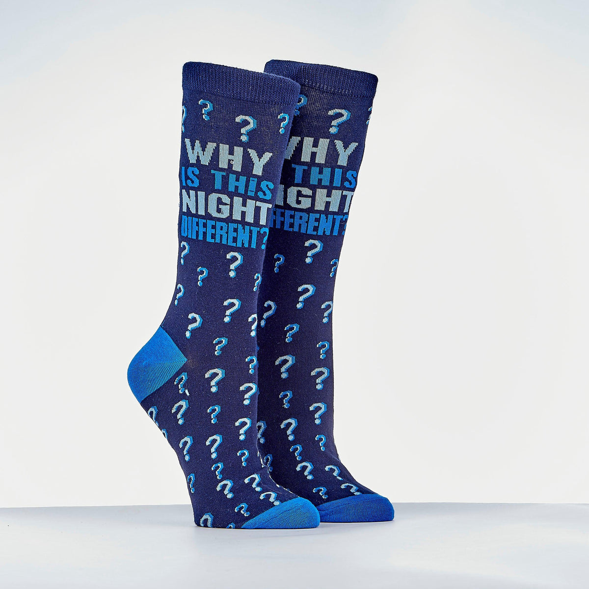 PASS SOCKS,WHY THIS NIGHT DIFRNT?,COTON BLEND,ADULT CREW,CARD