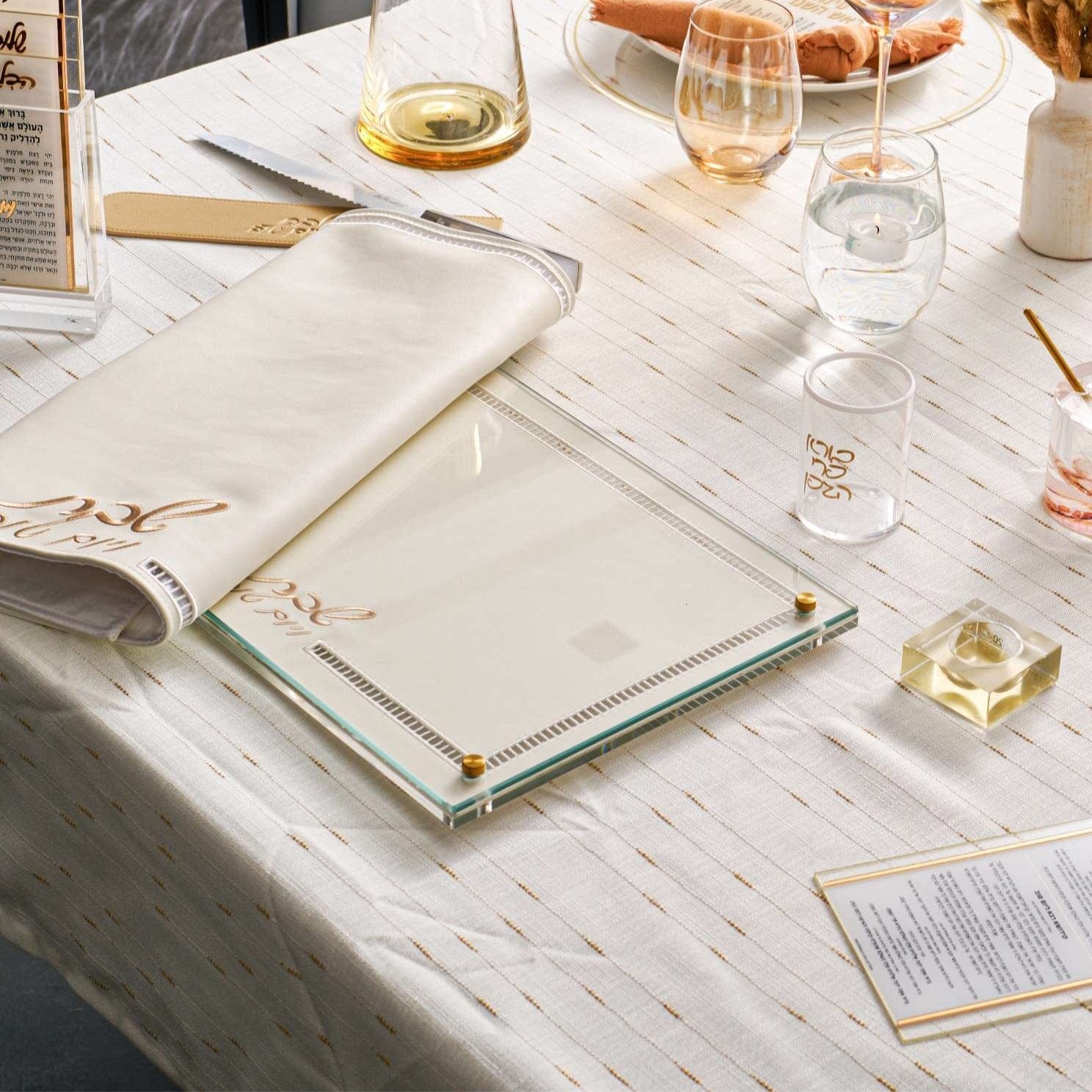 Hemstitch Challah Board
