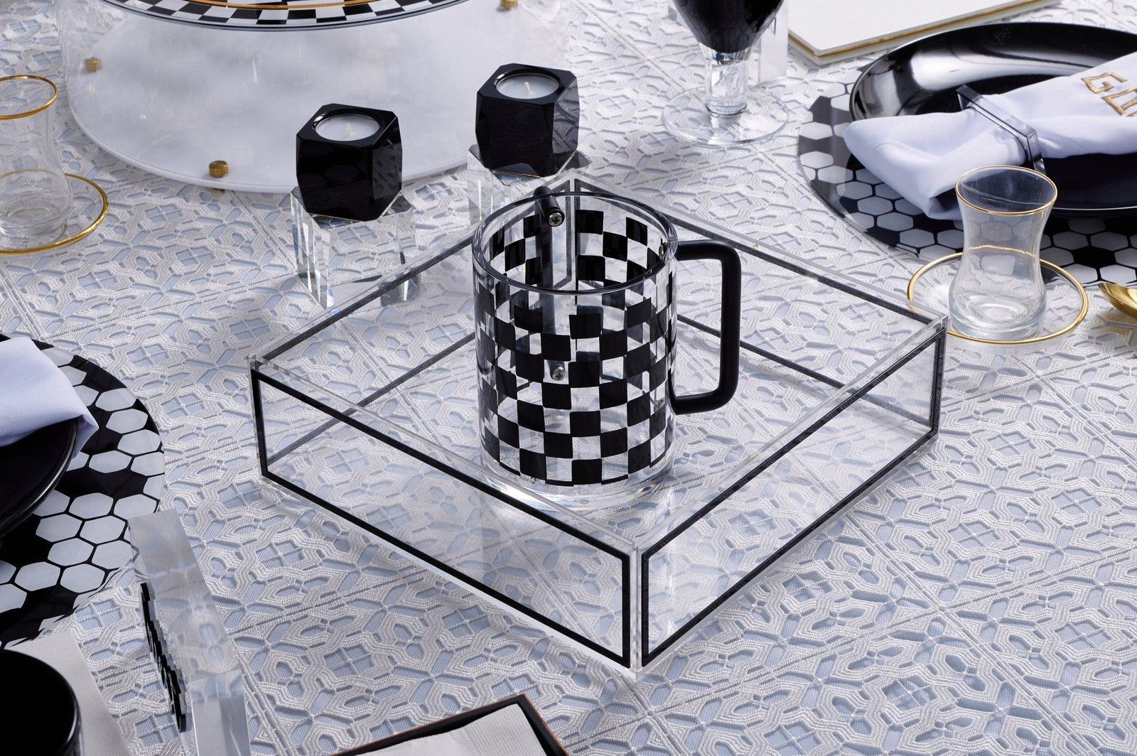 Onyx Pesach 2024 Tablescape - Waterdale Collection