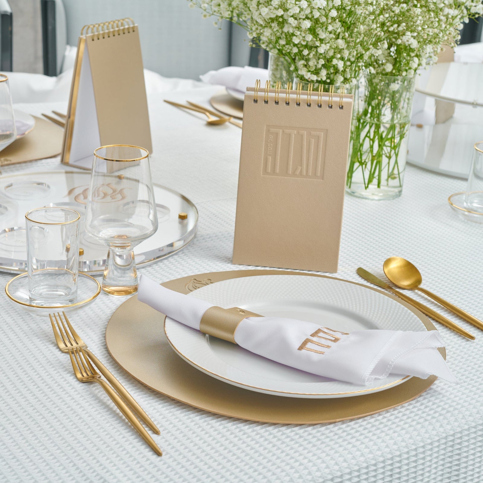 Regal Leather Pesach 2025 Tablescape