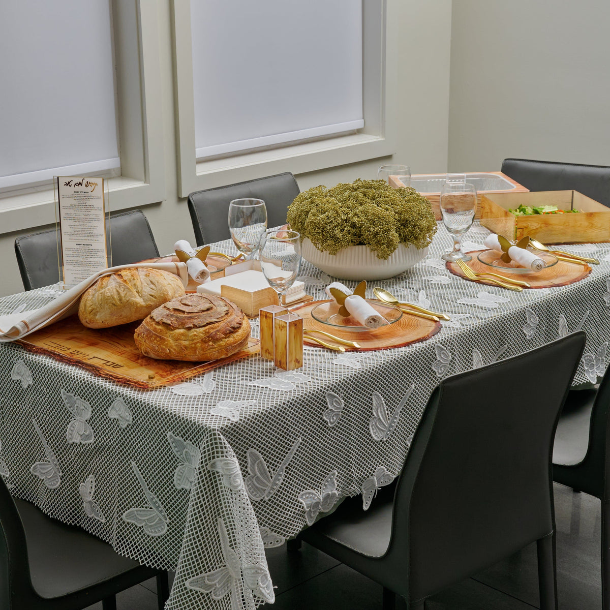 Shavuos Wood 2025  Tablescape