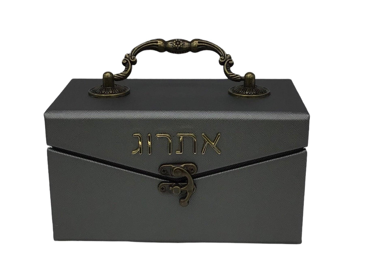 Leather Esrog Box, Grey