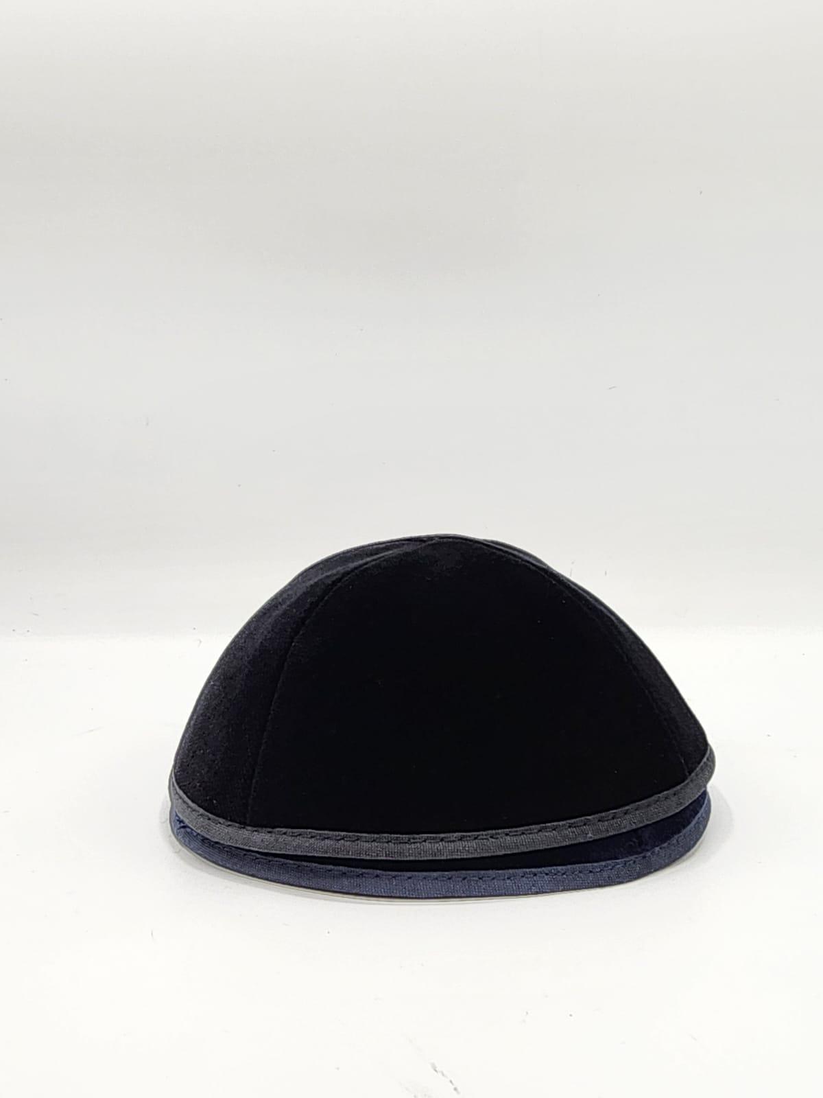 Velvet Kippah 4 Part w/o Rim Size 7